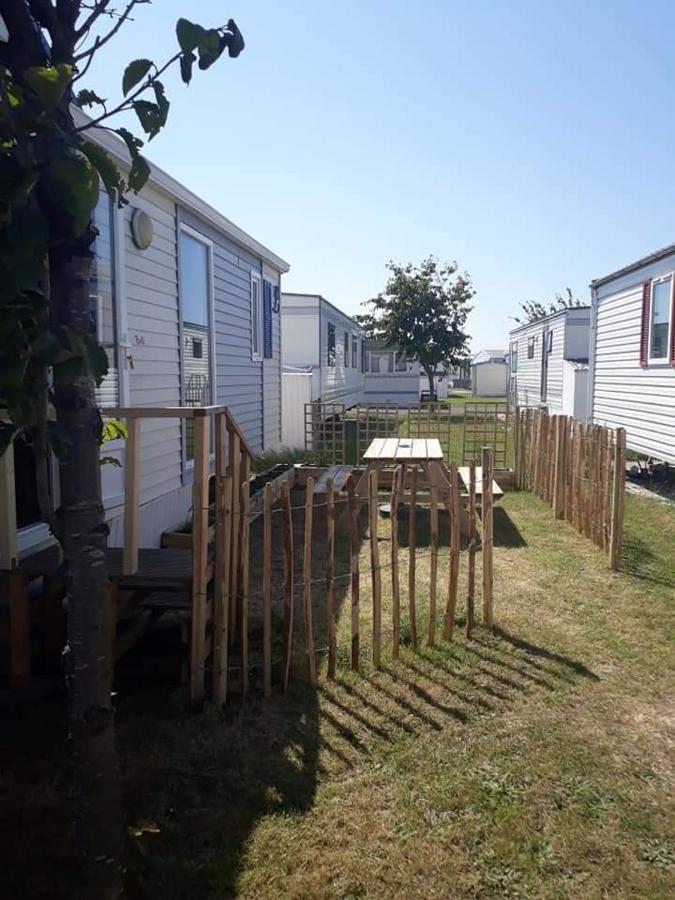 Stacaravan 4Pers In Bredene Met Eigen Tuintje 2449 外观 照片